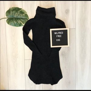 Wilfred Free Turtleneck Black Sweater